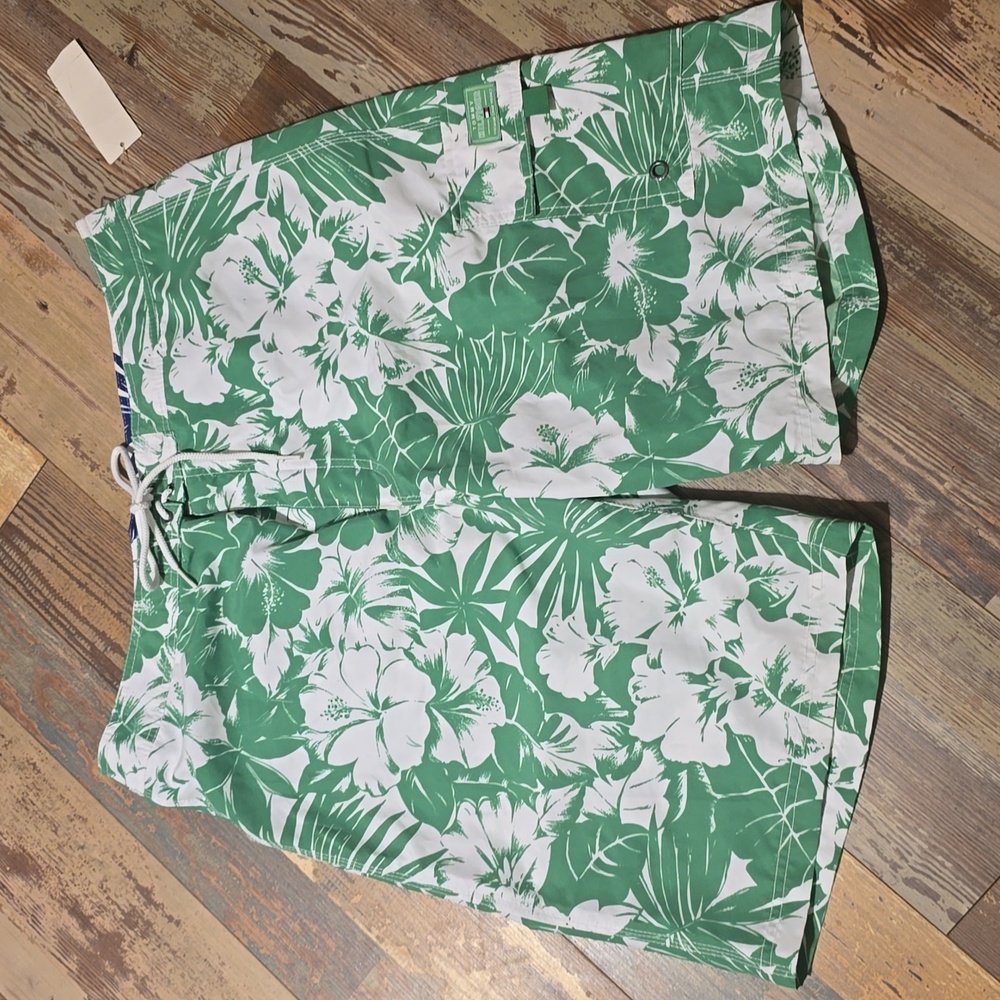 Tommy Hilfiger Swim Shorts Green White Floral Mens Size XL NWT